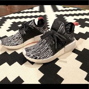 Like new Adidas NMD xr1 Glitch Camo